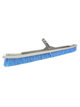 Brosse courbée professionnelle Pentair 24 po avec dos en aluminium et poils en nylon bleu – R111342