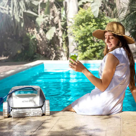 Dolphin Active 10 Pool Cleaning Robot – Compact, Lightweight, and Efficient