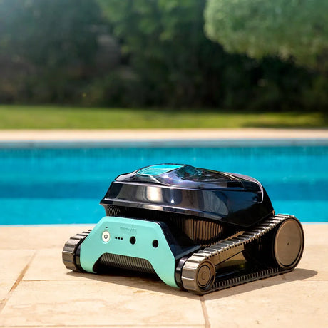 Dolphin LIBERTY 200 Cordless Pool Cleaning Robot – Floor and Wall Cleaning