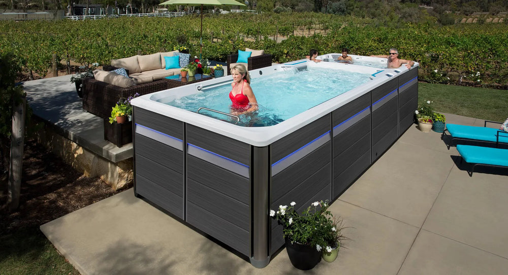 E2000 · Endless Pools